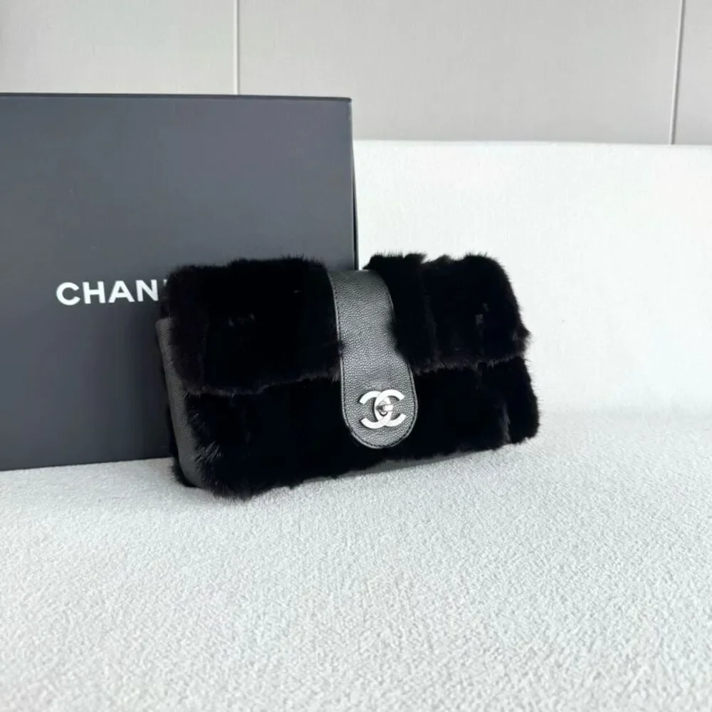 Chanel Women Pre-Loved Bag Very Good Condition